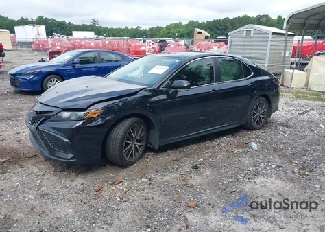 2024 Toyota Camry Se z USA, uszkodzony, nr VIN 4T1G11AK3RU840843